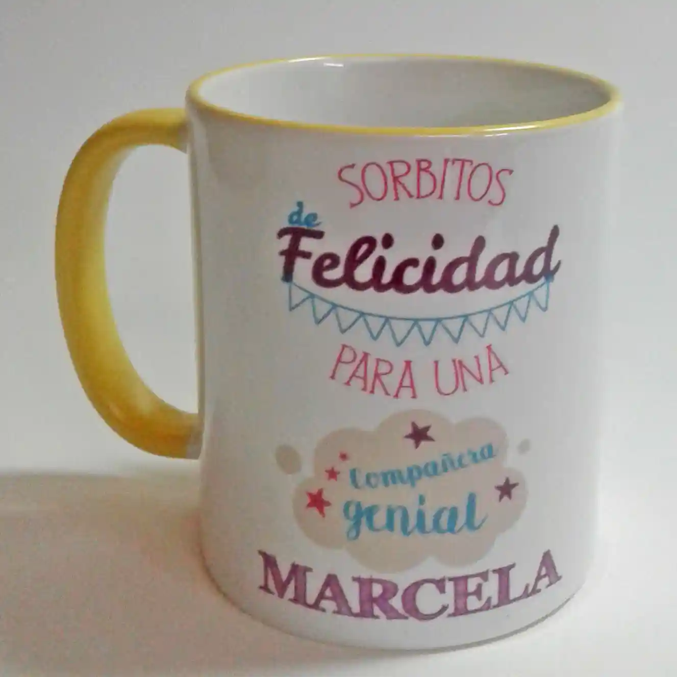 Tazón Personalizado con Asa de Color 11 oz